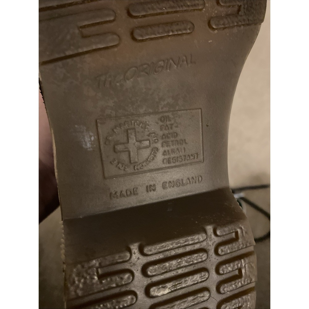 VINTAGE 1990'S SHINY GREEN DR. MARTENS AIRWAIR BOUNCING SOLES SIZE 4 - Picture 14 of 16